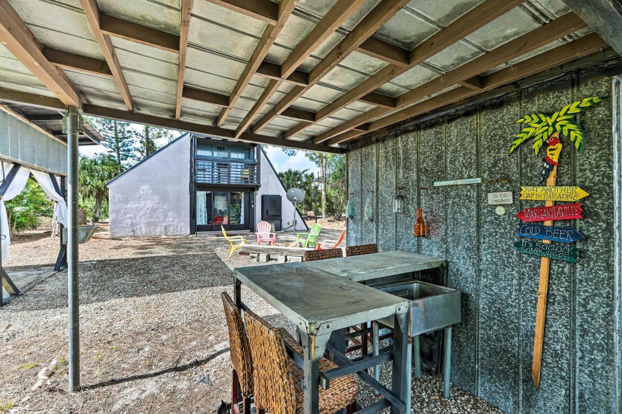 Authentic Clewiston Home With Outdoor Game Room Exteriör bild
