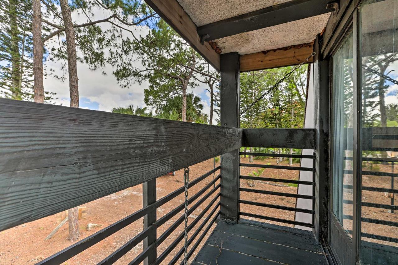 Authentic Clewiston Home With Outdoor Game Room Exteriör bild