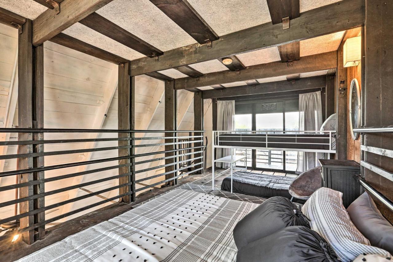 Authentic Clewiston Home With Outdoor Game Room Exteriör bild